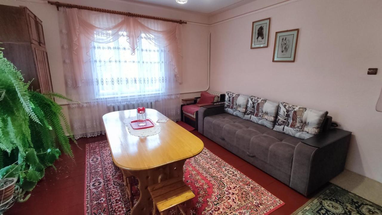 Bat'Kivska Hata Stari Kuty Extérieur photo